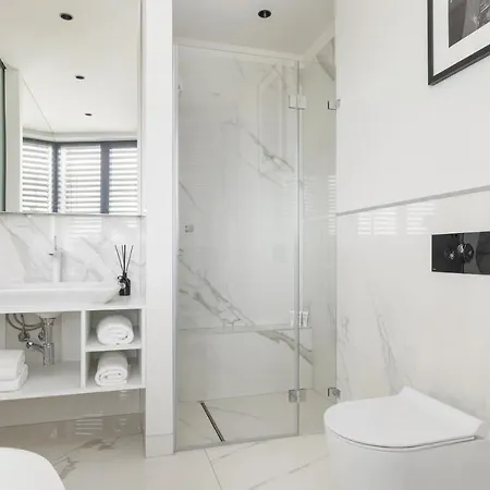 Centro Design - Polwiejska 公寓 *