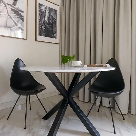 Centro Design - Polwiejska 公寓