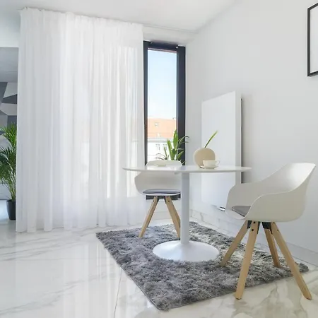 Centro Design - Półwiejska Apartamento Poznań