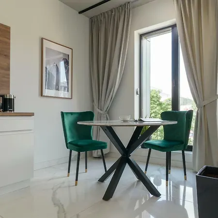 Centro Design - Polwiejska * Πόζναν