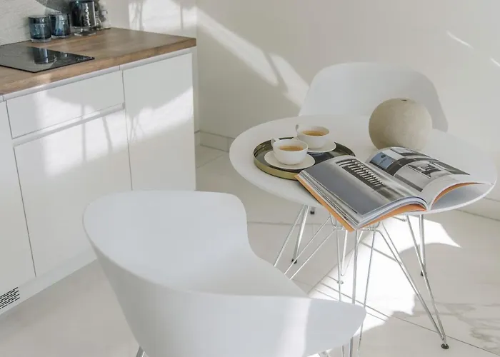 Centro Design - Polwiejska 포즈난